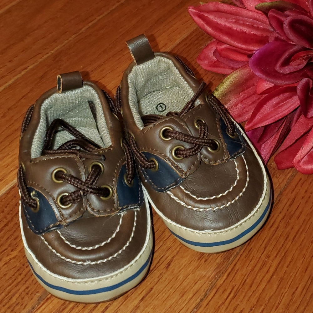Like New Condition Infant Boat Shoes Size 1
